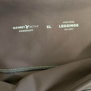 Old Navy Active leggings